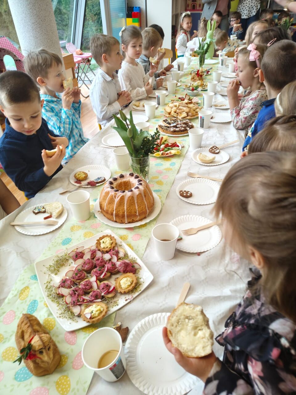 sniadanie wielkanocne 2026 4 20260406 1011240143